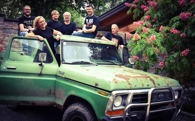 Route 66 auf einem gr&uuml;nen Ford Bronco